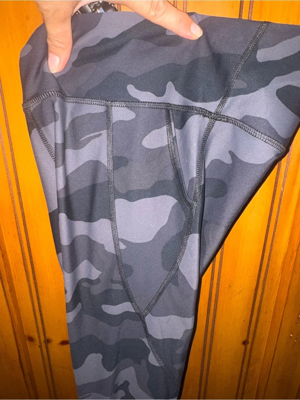 Old Navy Gray & Black Camo High-Rise Leggings